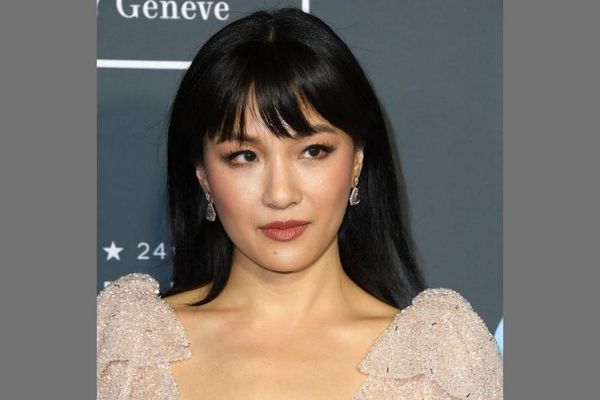 Jangan Sampai Menyesal! Temukan Model Poni Ideal Sesuai Bentuk Rambut Anda